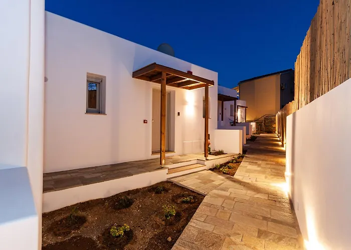 Pefki Luxury Suites